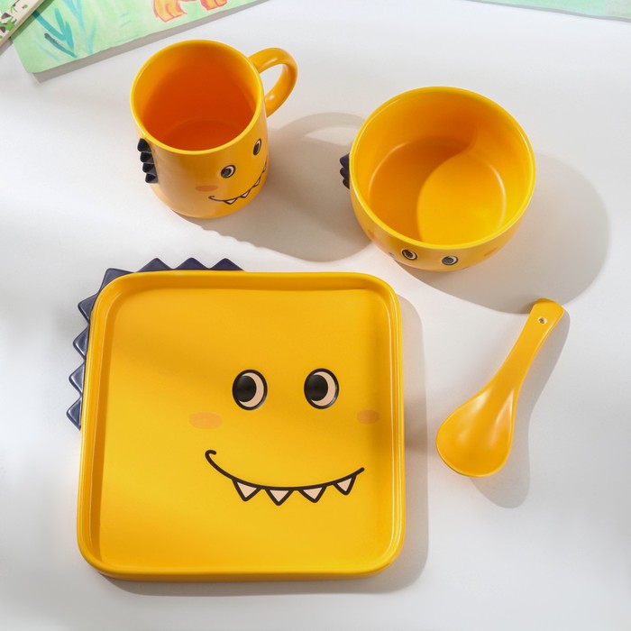 Набор детской посуды из керамики «Дино», 4 предмета: блюдо 19,5×20,5 см, миска 350 мл, кружка 350 мл, ложка, цвет жёлтый - фото 1907796257