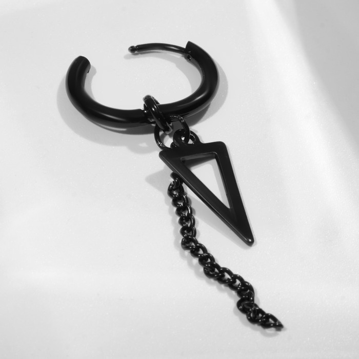 Пирсинг в ухо "Кольцо" треугольник с цепью, d=15мм, цвет чёрный