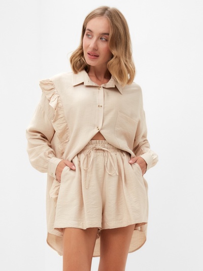 Костюм женский (блузка, шорты) MINAKU: Casual Collection, бежевый, размер 46