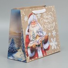 Пакет крафтовый горизонтальный «Дедушка Мороз», ML 27 × 23 × 11.5 см - Фото 2