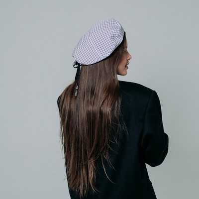 Берет в клетку, серый, р-р 56 см