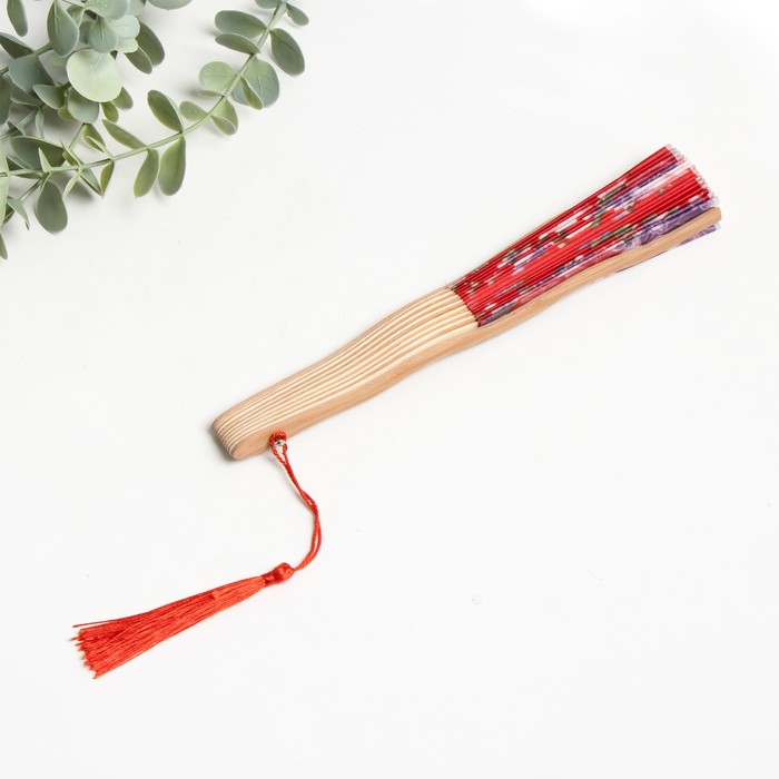 Веер бамбук, текстиль h=21 см изгиб, с кистью "Цветы" в коробке, красный - фото 1907799010