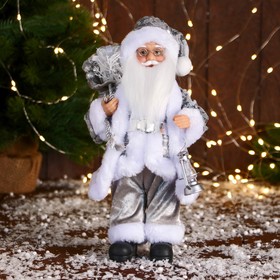 Дед Мороз "В костюме с пайетками и с фонарём" 30 см, серебро