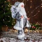 Дед Мороз "Клетчатом жилете " музыка шевелит головой, 43 см, серый - фото 3286137