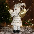 Дед Мороз "В узорчатом кафтане" музыка шевелит головой, 43 см, бело-золотой - фото 3286142