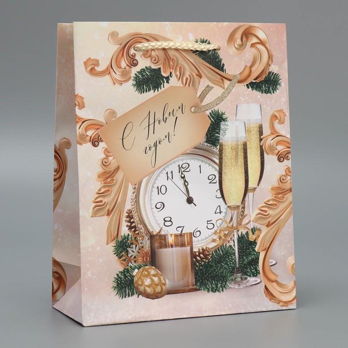 Пакет ламинированный вертикальный «Новогоднее время», MS 18 × 23 × 8 см