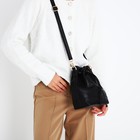 Сумка кросс-боди на затяжке, цвет чёрный - фото 25380786