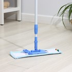 УЦЕНКА Швабра для мытья пола плоская Доляна, насадка из микрофибры 44×14 см, телескопическая ручка 80-126 см, цвет МИКС - Фото 2