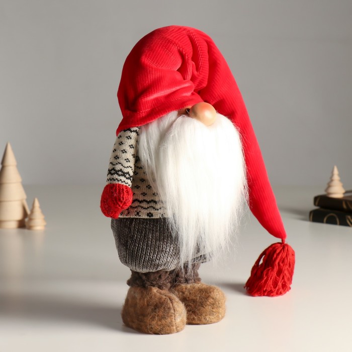 Кукла интерьерная "Дедушка Мороз в длинном колпаке с кисточкой" 24,5 см