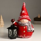 Подсвечник керамика "Малыш в красном наряде, с фонарём" 17х11х28 см - фото 1703324