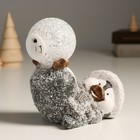 Сувенир керамика свет "Пингвин в новогоднем колпаке, с большим снежком" 12,6х8,3х8,6 см - Фото 5