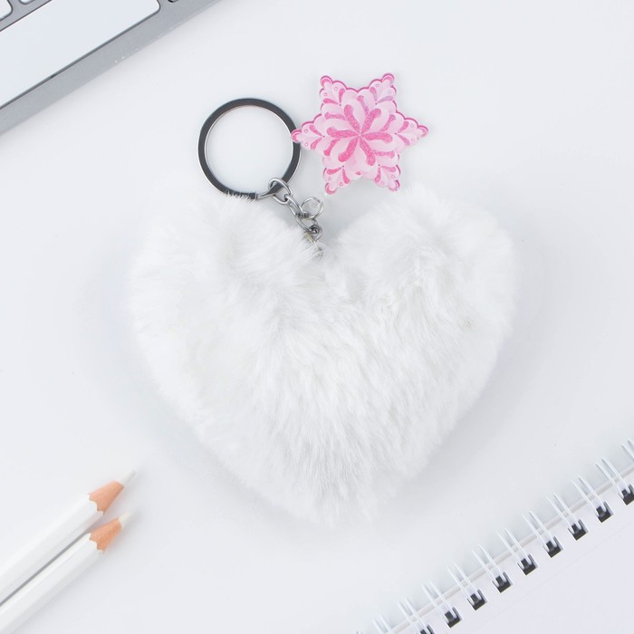 Брелок пушистый «Магия нового года», 9 х 9 см 9520005