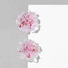 Серьги пластик «Цветы» волнистые, цвет бело-розовый - фото 7294494