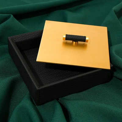 Шкатулка для украшений «Изыск», экокожа, 15.3×15.3 см