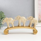 Сувенир полистоун "Три белых слона на дуге, с золотом - слои" 26х5,5х13 см - фото 319939709