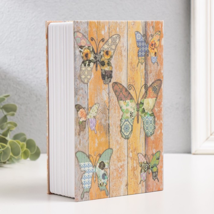 Шкатулка книга пластик, металл "Бабочки пэчворк" 5,5х12х18 см - фото 1899022486