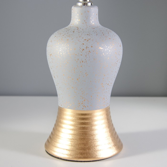 Настольная лампа "Джина" Е14 40Вт серо-золотой 22х22х30 см RISALUX - фото 1907808559