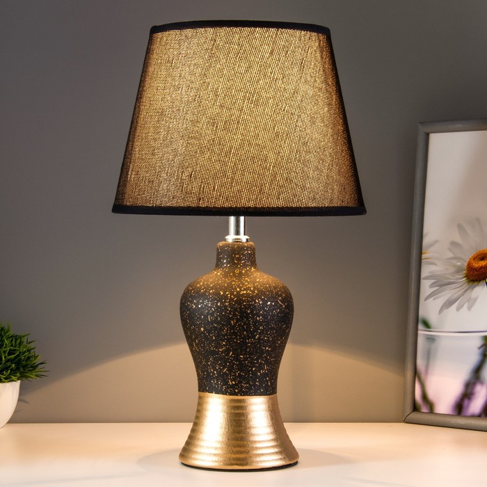 Настольная лампа "Джина" Е14 40Вт черно-золотой 22х22х30 см RISALUX - фото 1926781639