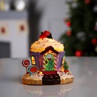Светодиодная фигура «Дом из сладостей» 13 × 12 × 9 см, полистоун, батарейки LR44х2, свечение тёплое белое - фото 282005174
