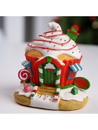 Светодиодная фигура «Домик из сладостей» 13×12×9 см, полистоун, от батареек LR44×3, свечение тёплое белое 9618261