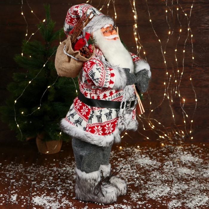 Дед Мороз "В костюме с орнаментом, лыжами и веточками" 60 см, красно-белый - фото 1909271154