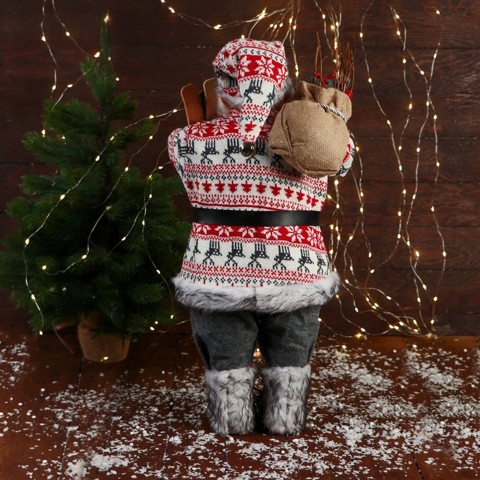Дед Мороз "В костюме с орнаментом, лыжами и веточками" 60 см, красно-белый - фото 1909271155