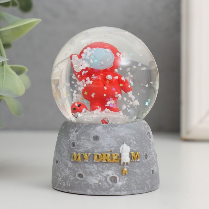Сувенир полистоун водяной шар свет "Космонавт" МИКС 4х4х6,7 см - фото 1878331294