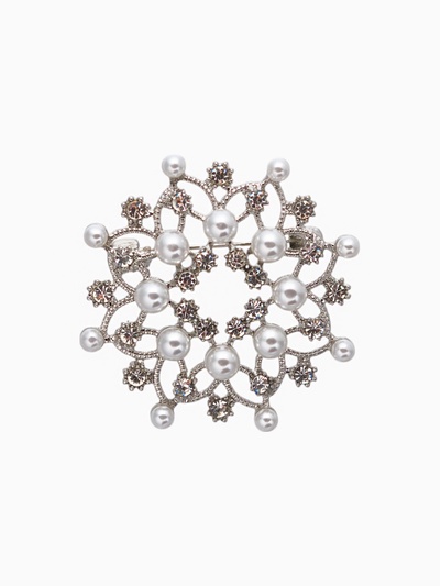Брошь новогодняя «Снежинка жемчужная», белая в серебре