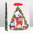 Пакет подарочный новогодний ламинированный «Принимайте поздравления», 18×22.3×10 см - Фото 3