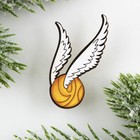 Значок новогодний в коробочке Magic winter, 4.2×2.5 см - Фото 3