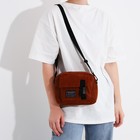 Сумка молодёжная на молнии, 22×6×16 см, коричневая - Фото 2