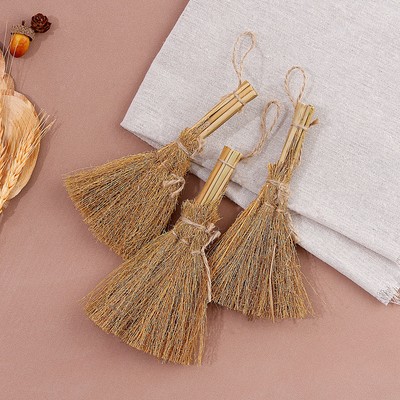 Предмет для декора «Веник» 2 × 6,5 × 16,5 см