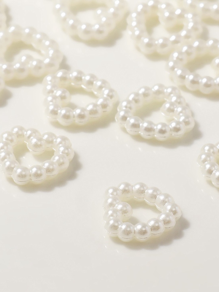 Бусина из пластика «Сердце», 12×12 мм, набор 50 шт., белая