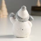 Фигурка керамика «Снеговик в шапочке и шарфе», 6.2×4.3×8.5 см - Фото 3