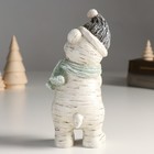 Фигурка полистоун «Медвежонок в шапке и шарфе с охапкой шишек», 7.5×9.5×18.5 см - Фото 4