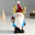 Сувенир полистоун "Дед Мороз в колпаке с рожками, с фонариком" 10х8х21,5 см - фото 319959464