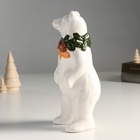 Фигурка керамика «Белый медведь с еловым венком на шее», 26.5×10.5×10 см - фото 31287236