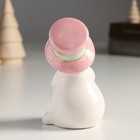 Сувенир керамика "Снеговик в розовом цилиндре, с звездой на палочке" 10,2х6х6 см - Фото 3