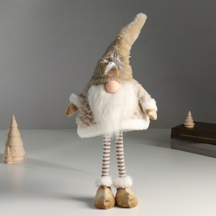 Кукла интерьерная "Дед Мороз в бежевой шубке со звездой на колпаке" 19х12х45 см - Фото 1