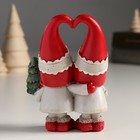 Сувенир полистоун "Малыши помощники Деда Мороза со снежинкой и ёлочкой" 3,5х8х11,5 см - фото 22706145