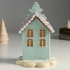 Фигурка полистоун «Пряничный домик голубой с розовой крышей», 13×13×20 см - Фото 3