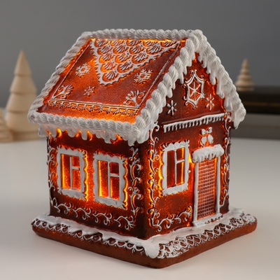 Фигурка светящаяся «Пряничный домик с узорами», 13×13×15 см
