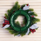 Венок новогодний d=30 см «Зимнее волшебство. Уютная сказка», с полосатыми лентами и шарами - Фото 4