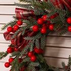 Венок новогодний d=30 см «Зимнее волшебство. Уютная сказка», с лентами и ягодами - Фото 3