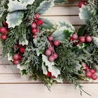 Венок новогодний d=33 см «Зимнее волшебство. Уютная сказка» листочки, ягоды - Фото 3