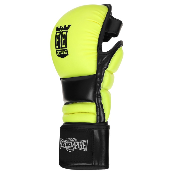 Empire trainer. Боксерские перчатки Lonsdale. Перчатки MMA Lonsdale. Тренировочные перчатки Lonsdale ММА. Lonsdale шлем MMA.