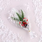 Новогодняя композиция «Белые кисточки с шишкой» - Фото 3