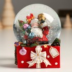 Сувенир полистоун водяной шар "Дед Мороз с мешком подарков и колокольчиком" 7х7х8 см - Фото 5