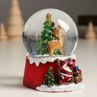 Снежный шар новогодний стеклянный «Олень у нарядной ёлочки», полистоун, 7×8×9 см - Фото 4