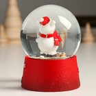 Сувенир полистоун водяной шар "Белый мишка в новогоднем колпаке со звездочкой" 7х8х9 см - Фото 3